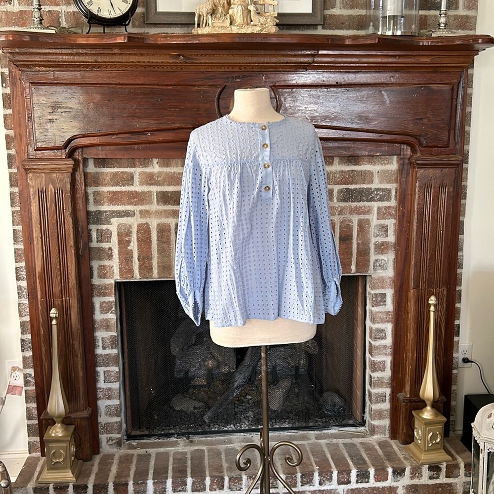 Pink Ripple new size L Cerulean eyelet top